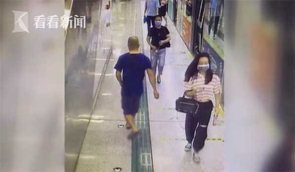 看看新闻|男子地铁内公然猥亵 女乘客当即拿手机开“怼”