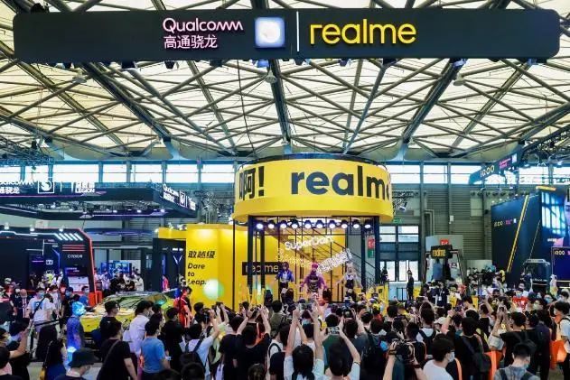 高通骁龙在微博乘着5G的风踏着CJ的浪！