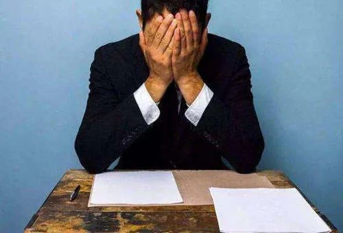 穷人听过老板们最真的谎话就是生意越来越难做赚不到钱