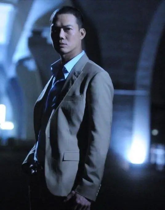 收藏!tvb卧底剧巅峰之作,两位前当家小生演绎两种人物魅力