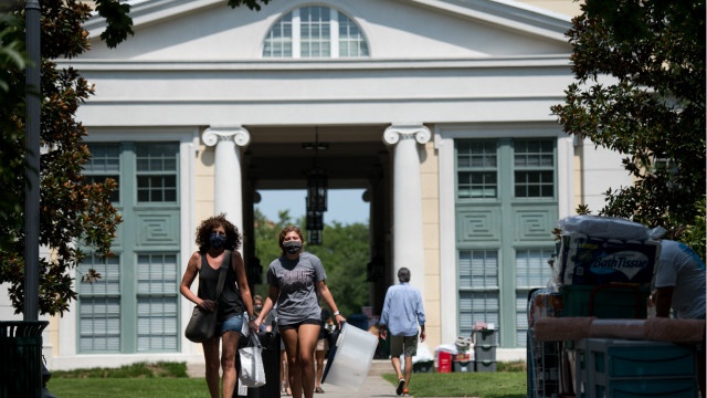 纽约疫情卷土重来？1/3企业或永久关闭，学校重开难