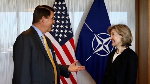 路透:美国副国务卿念念不忘封杀华为5g 跑到欧洲厉声警告北约小弟不许