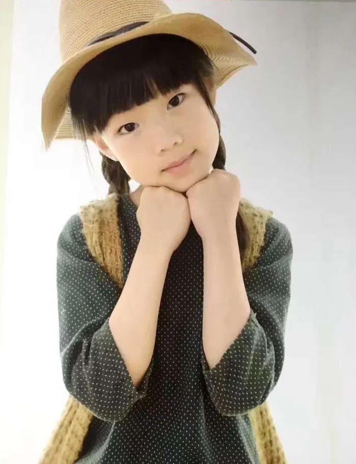 家有小名士中华小才女张嘉桐