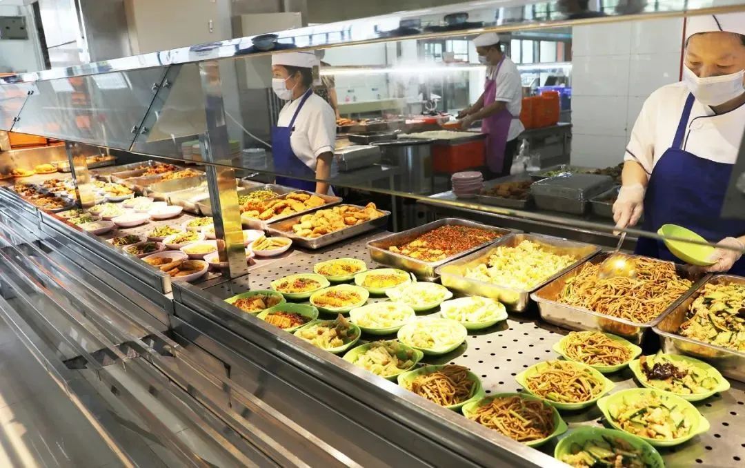 学校如何进行大宗食材采购