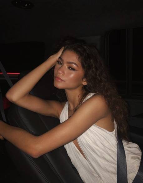 今日图集:96年生的新蛛女郎赞达亚|赞达亚|coleman_新浪新闻