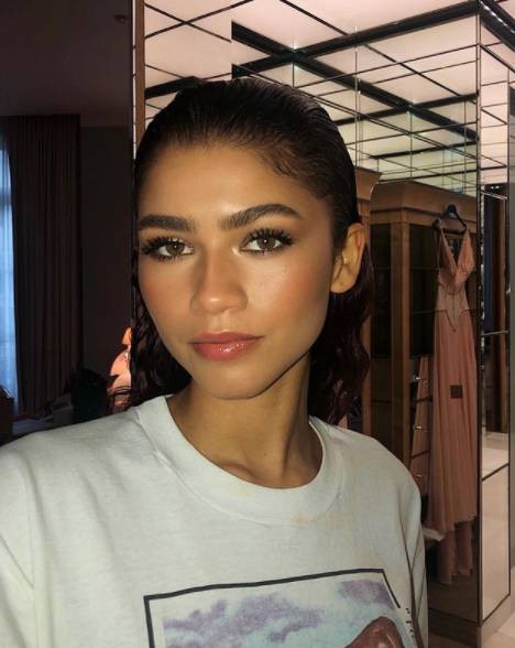 今日图集:96年生的新蛛女郎赞达亚|赞达亚|coleman_新浪新闻