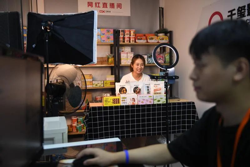 产业聚焦丨抖音直播"封杀"外链是抖音打造独立电商必走的一步"险棋"