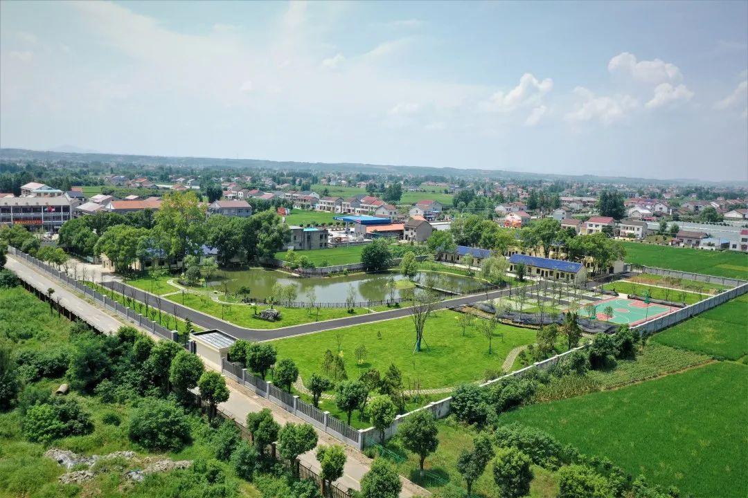 正文  澧阳平原也一直都是湖南田野考古的重心地区