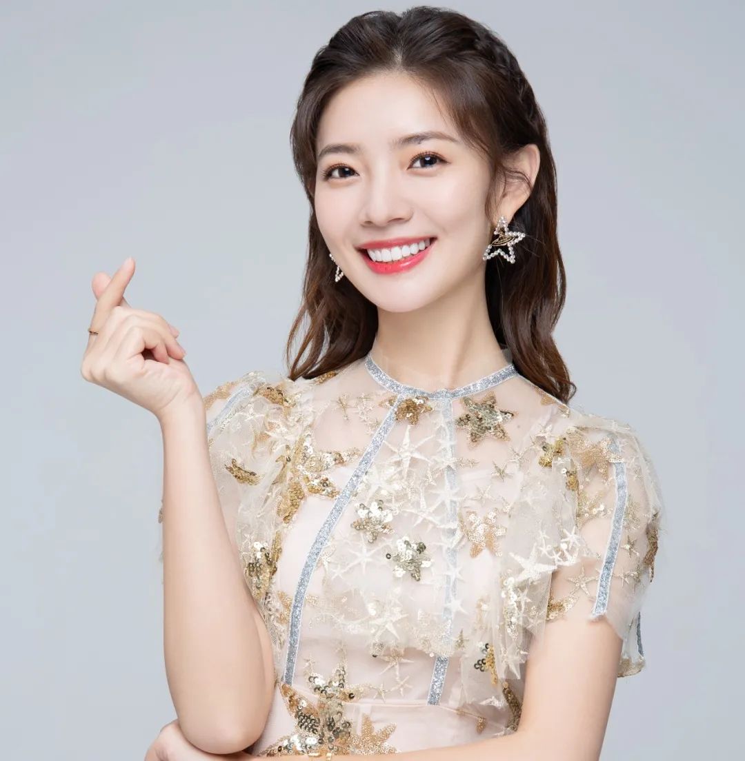 百万级发明鬼才——v手工~耿作为本期飞行嘉宾,做客主持本期节目呦