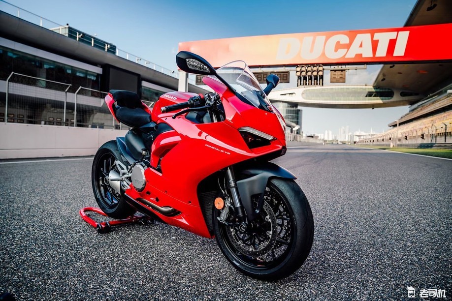 18.6万买台"法拉利" 杜卡迪panigale v2正式上市