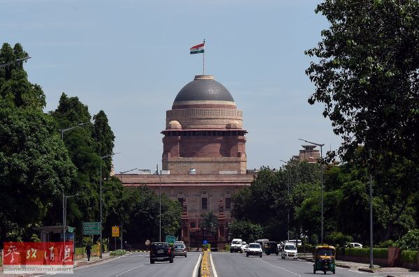 资料图片：2019年8月8日在印度首都新德里拍摄的总统府外景（图片来源：彩色通稿）