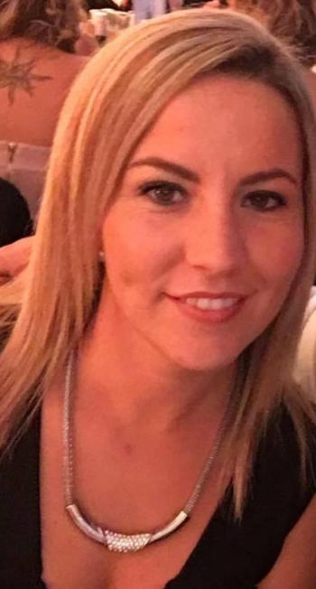 英女教师与15岁男学生发生关系被起诉，男孩曾发她不雅照给好友休闲区蓝鸢梦想 - Www.slyday.coM