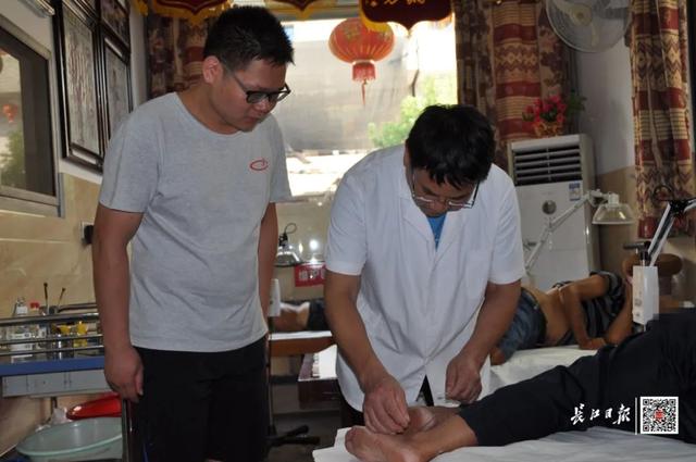 录取了！32岁武汉硕士为传承非物质文化遗产重新高考再读8年：我没选错休闲区蓝鸢梦想 - Www.slyday.coM