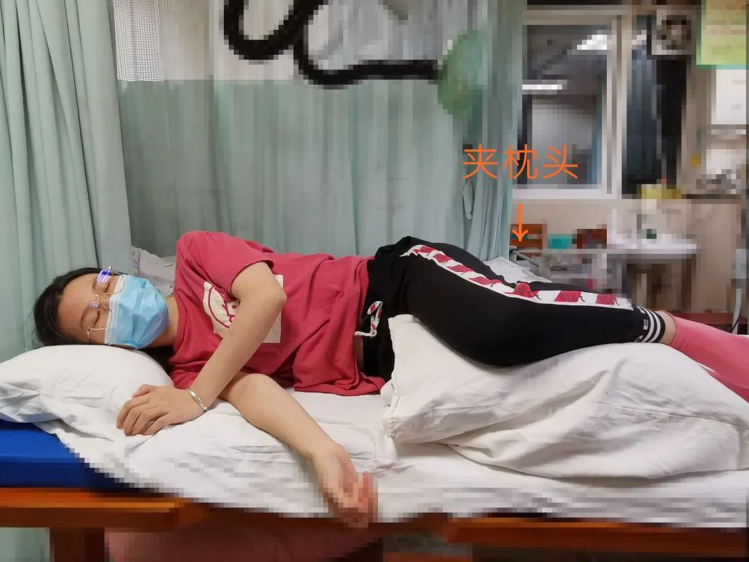 18岁女孩脊柱严重侧弯，元凶竟是……你可能也做过！休闲区蓝鸢梦想 - Www.slyday.coM