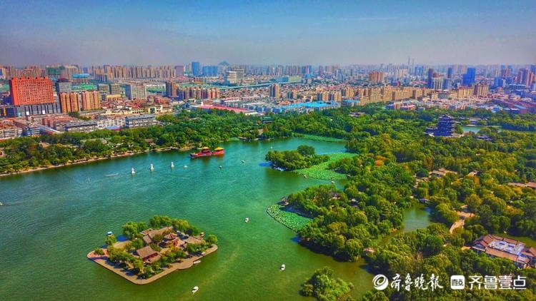 "百舸争流 鱼翔浅底",济南大明湖百花洲迎来旅游好时节