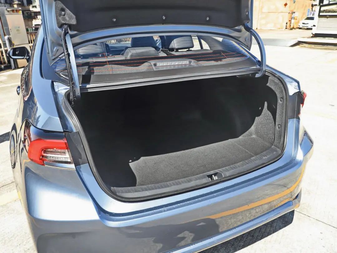 最火的两台日系车怎么选？看完就不再纠结了！