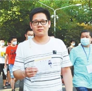 录取了！32岁武汉硕士重新高考再读8年：我没选错休闲区蓝鸢梦想 - Www.slyday.coM