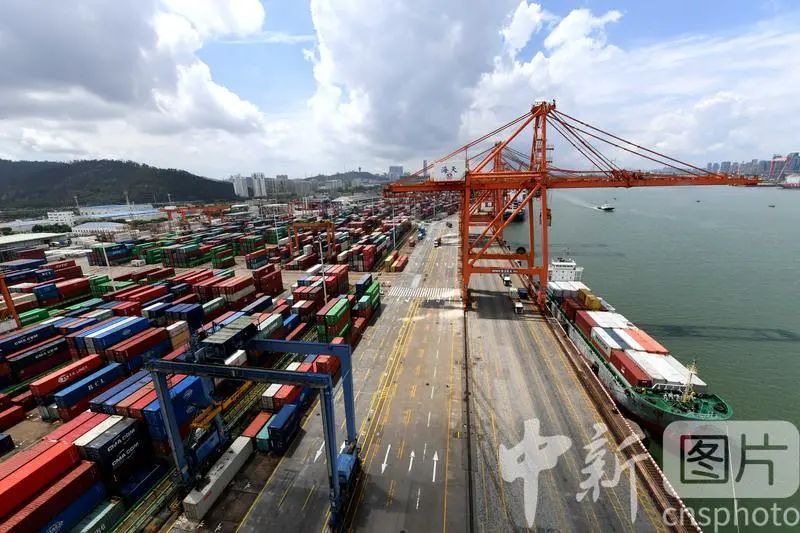 8月 中国出口发生神奇一幕