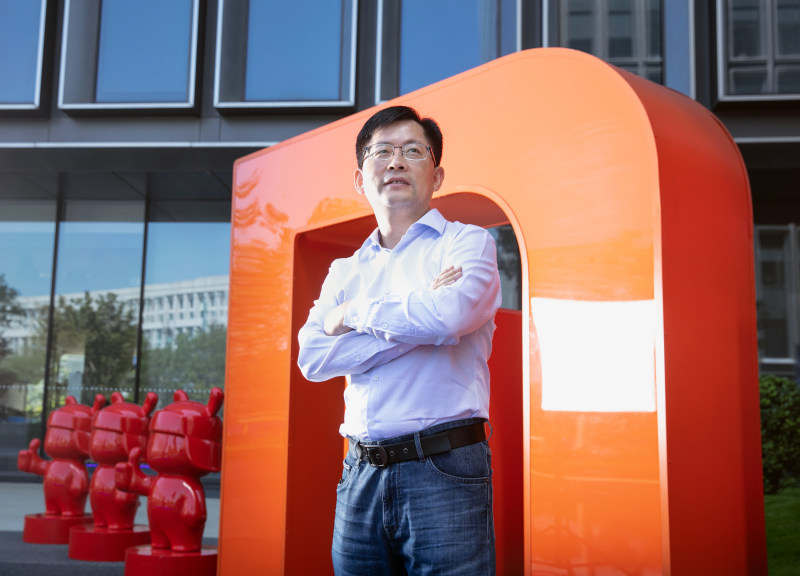 小米任命碧桂园原副总裁彭志斌担任首席人才官,向雷军和集团总裁王翔