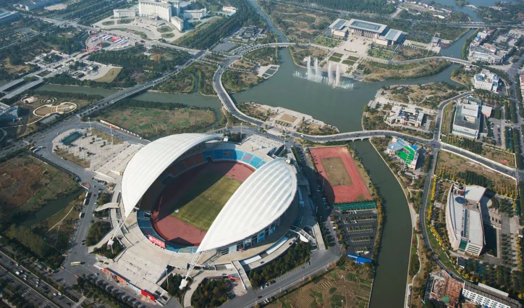 张海生 ■钟永山堵车,2020年成了浙江省嘉兴市市民"成长的烦恼"