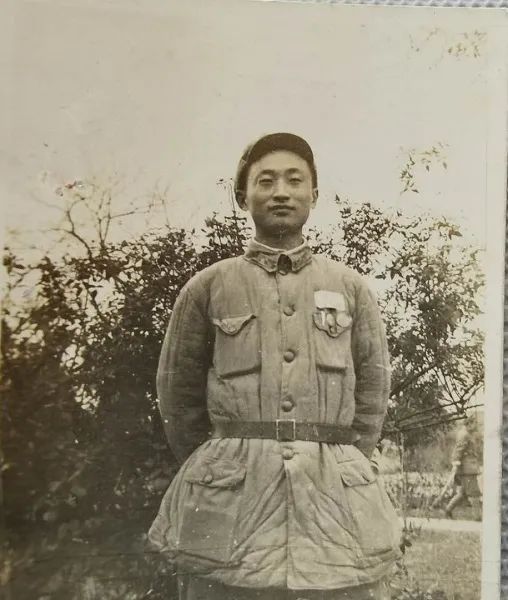 年轻时的鲍奇.采访对象供图