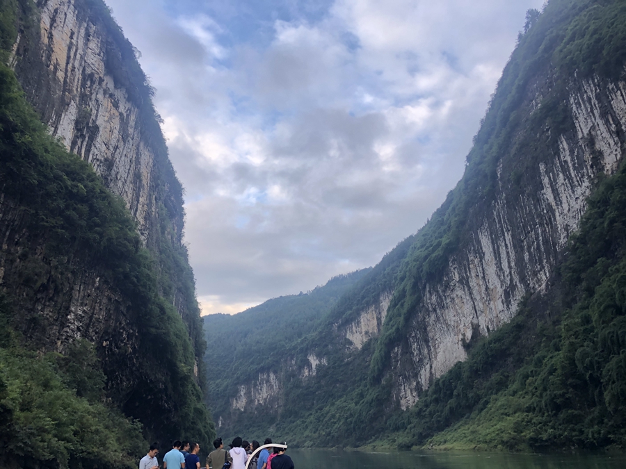 行走脱贫攻坚52县深山中的明珠贵州沿河乌江山峡雄奇秀美