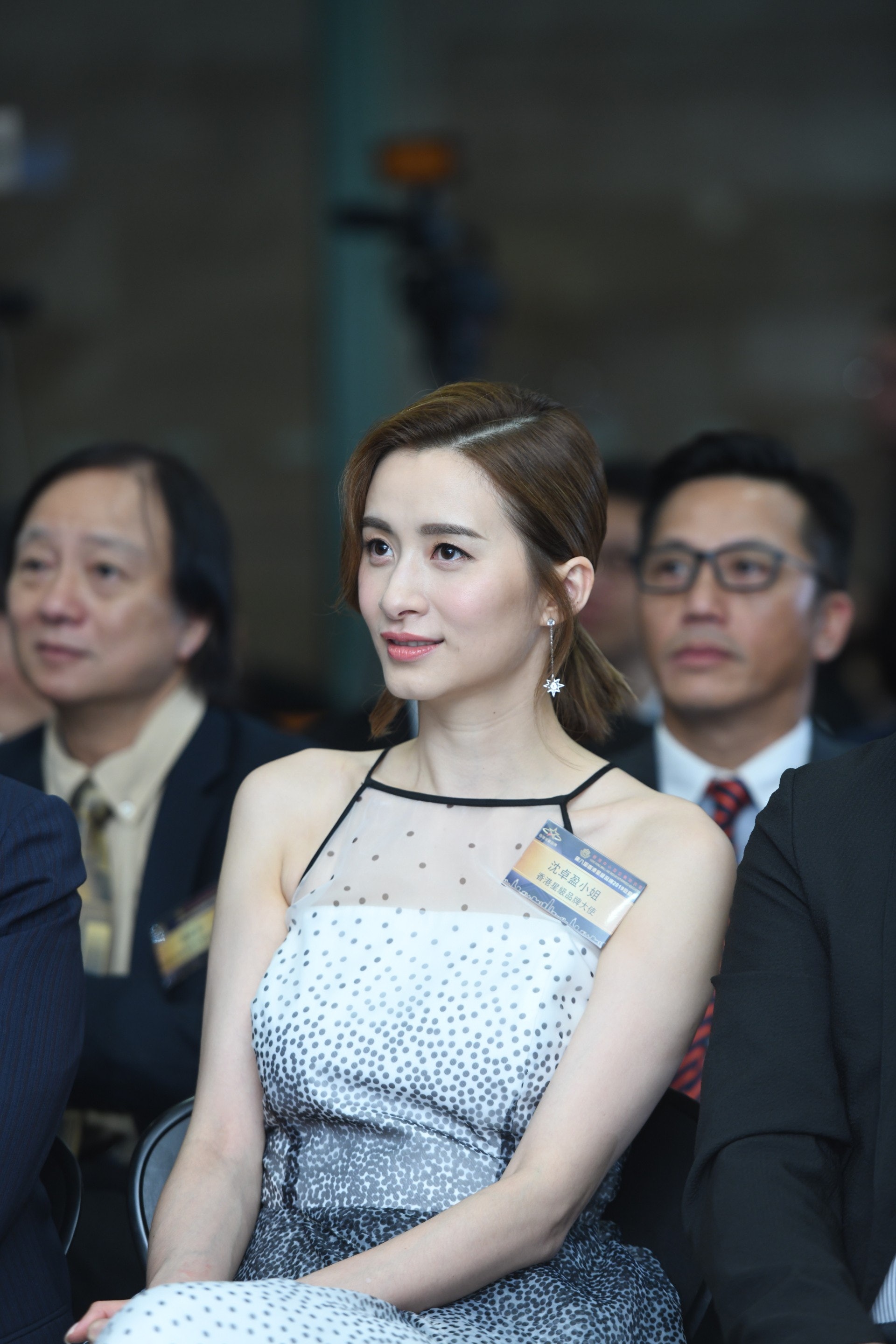 恭喜tvb最美女配沈卓盈宣布怀孕入行16年不受捧毅然离巢