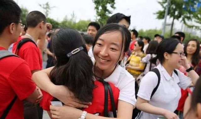 高一成绩班里倒数,高考全校第一考进北大,看他是怎么逆袭的?休闲区蓝鸢梦想 - Www.slyday.coM 高一成绩班里倒数,高考全校第一考进北大,看他是怎么逆袭的?休闲区蓝鸢梦想 - Www.slyday.coM