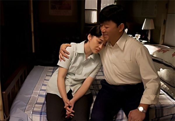 父母爱情原著中的安杰也跟文丽一样有难言的苦闷