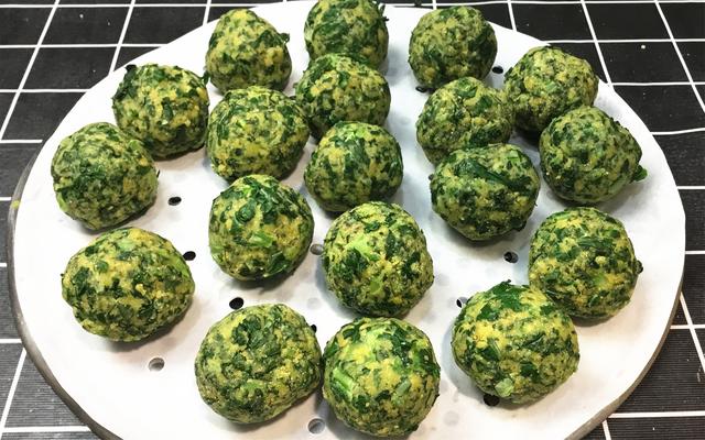 加上一碗豆面,做出的食物竟然能这么好吃|豆面|西兰花|菜团子_新浪