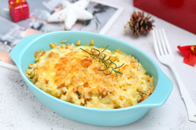 完胜西餐厅的鸡肉焗饭奶香浓郁超长拉丝做法简单小白也零失败