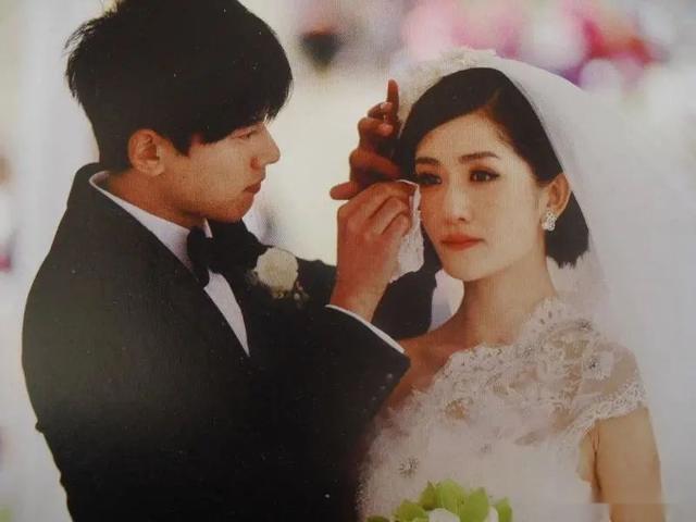 杜淳新年官宣结婚图片