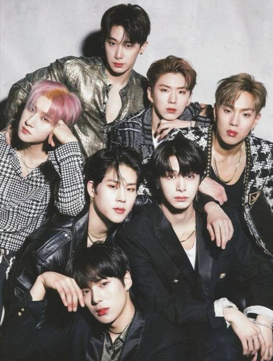 星船强行捧新男团monstax舞台被师弟插入粉丝别吸血了