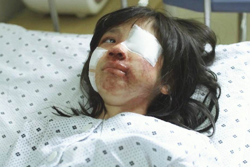 1,《素媛》相信大家对于这部电影非常熟悉,很多人观看的过程中泪流不