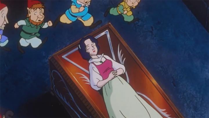 白雪公主:小矮人来救公主了,可是公主已经昏迷了,这下惨了