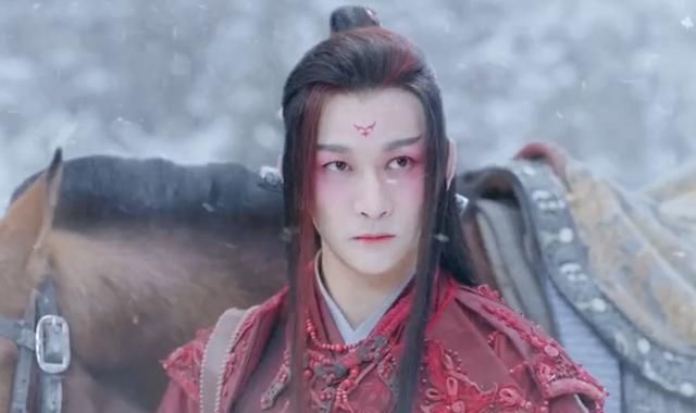 《有翡》:一流的演员,二流的编剧,三流的配音,四流的特效剪辑|雪狼|有