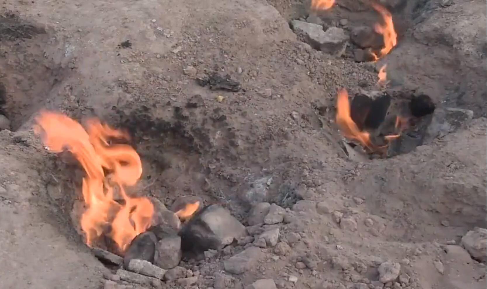 重庆有座神奇的地火村平地上冒火60年从不熄灭村民用它来煮饭