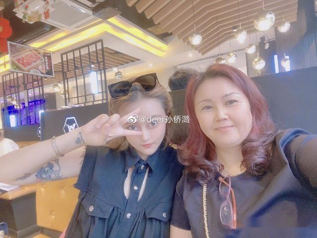 巴啦啦小魔仙美琪不幸去世年仅25岁妈妈我还等着抱孙