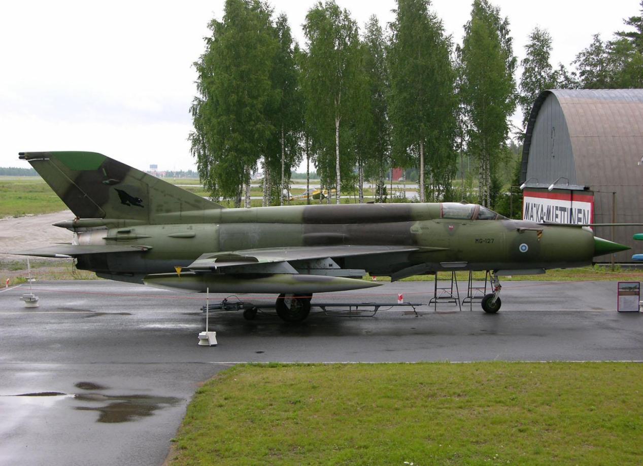 图为尼日利亚对外销售的米格21战斗机