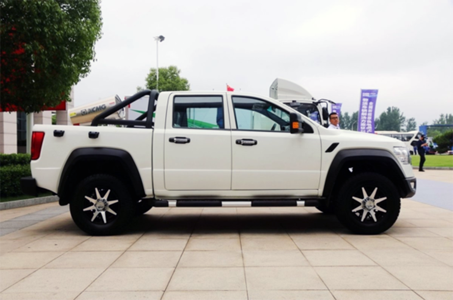 国产版的"猛禽"?徐工首款皮卡实车曝光,外观很霸气