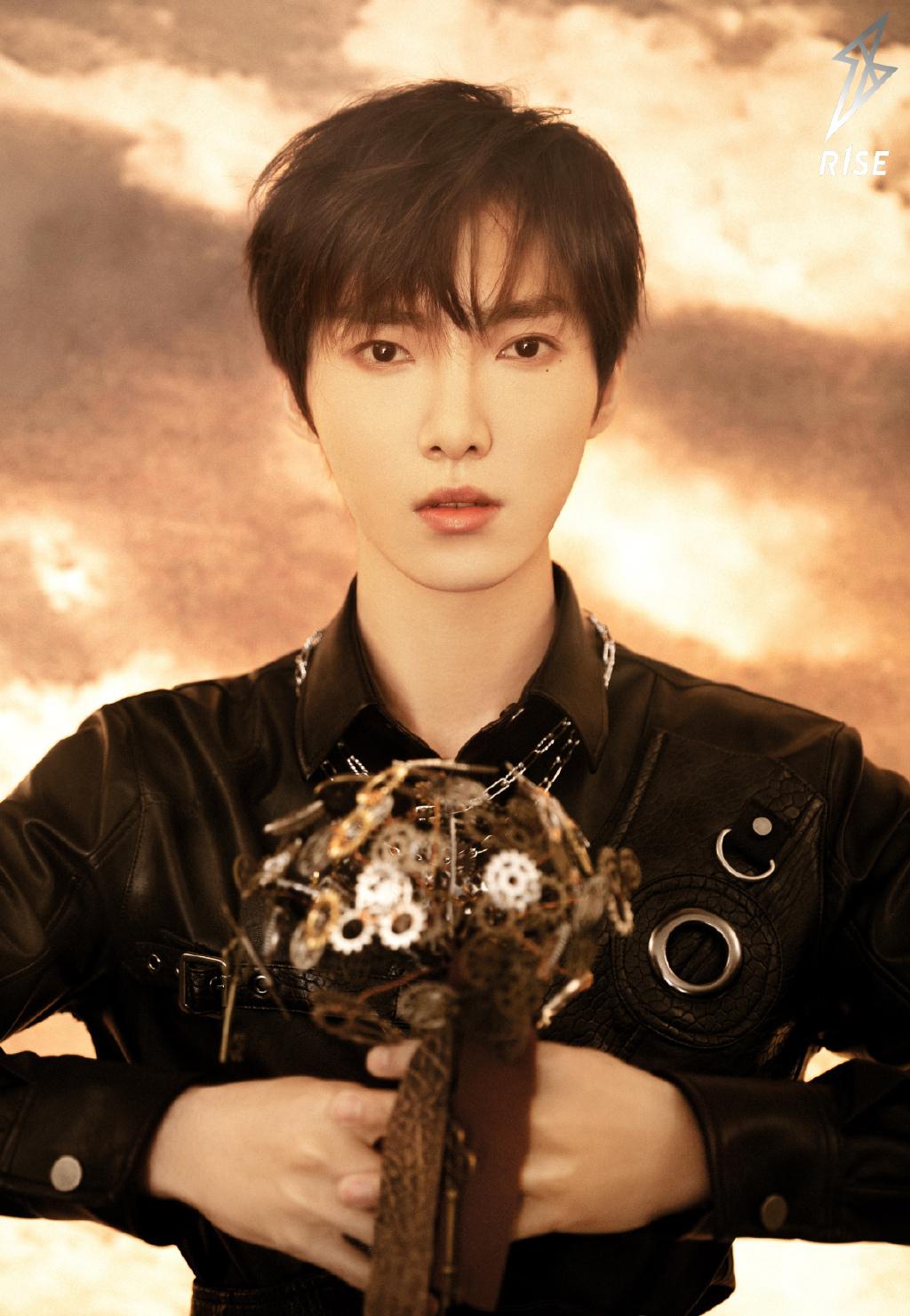 r1se成员为夏之光庆生赵磊卡点发祝福成焦点,刘也上演兄弟情深