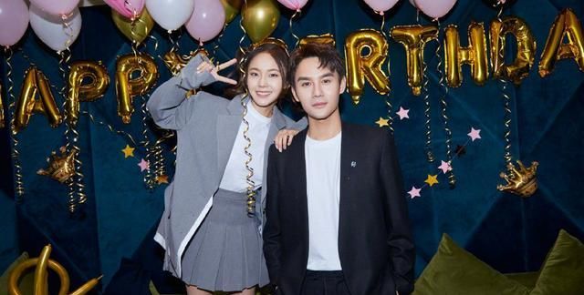 她和杨巡的差距也不是一般的大,但就是如此,任遐迩还是做了杨巡的老婆