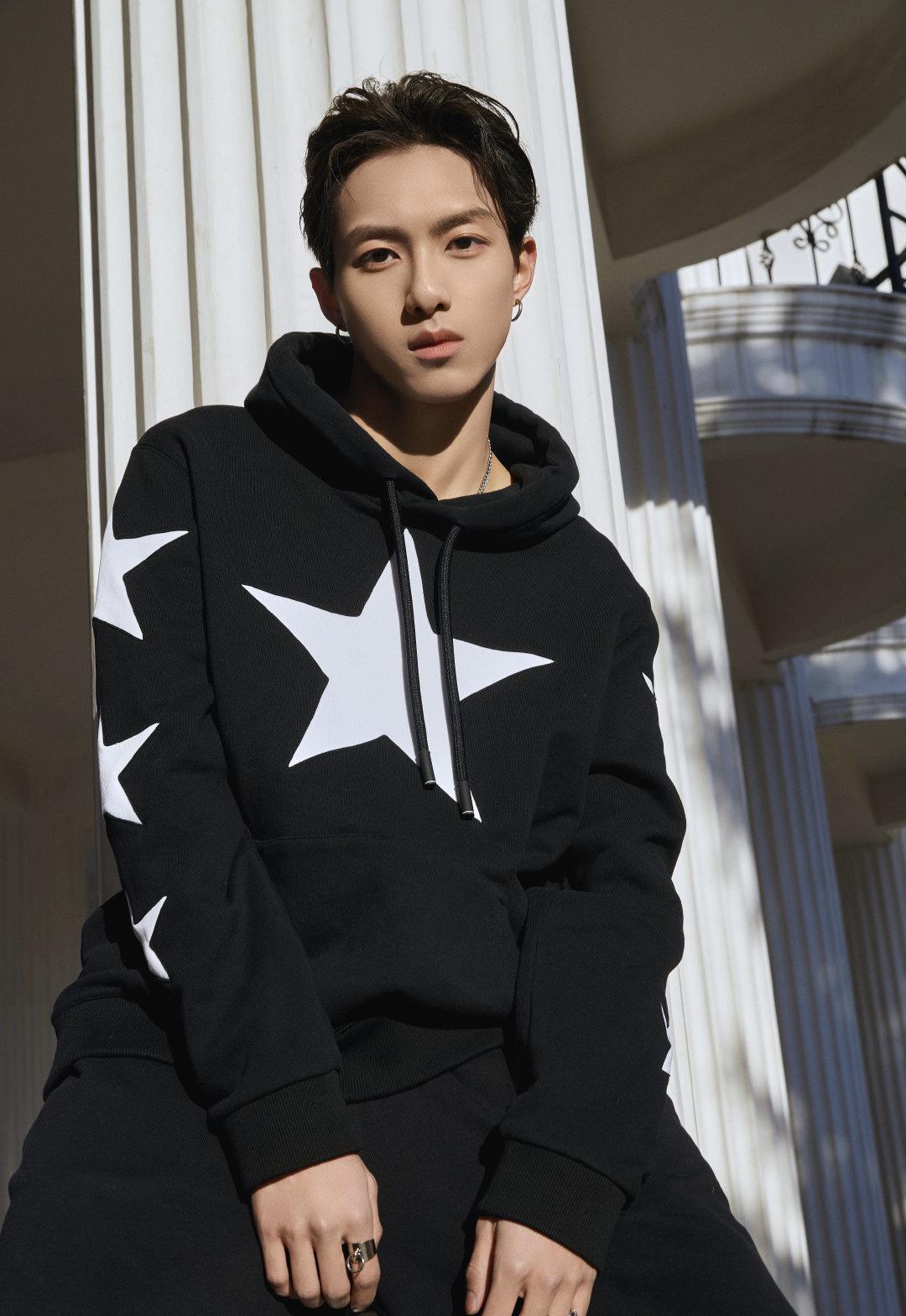 《青春有你3》在即,百人练习生登央视跨年,澳门选手亿轩成热门