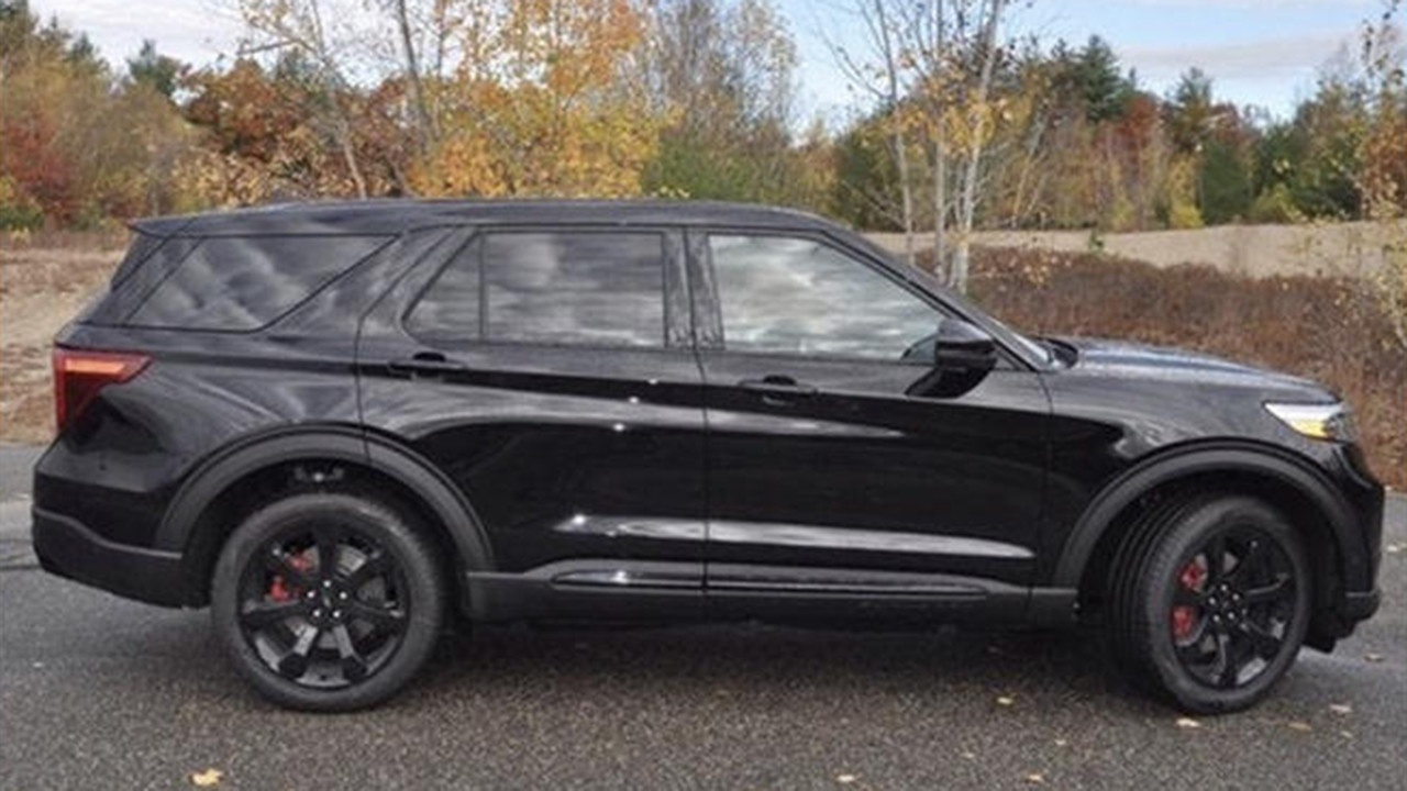 福特全新探险者st海外实拍搭载30tv6发动机