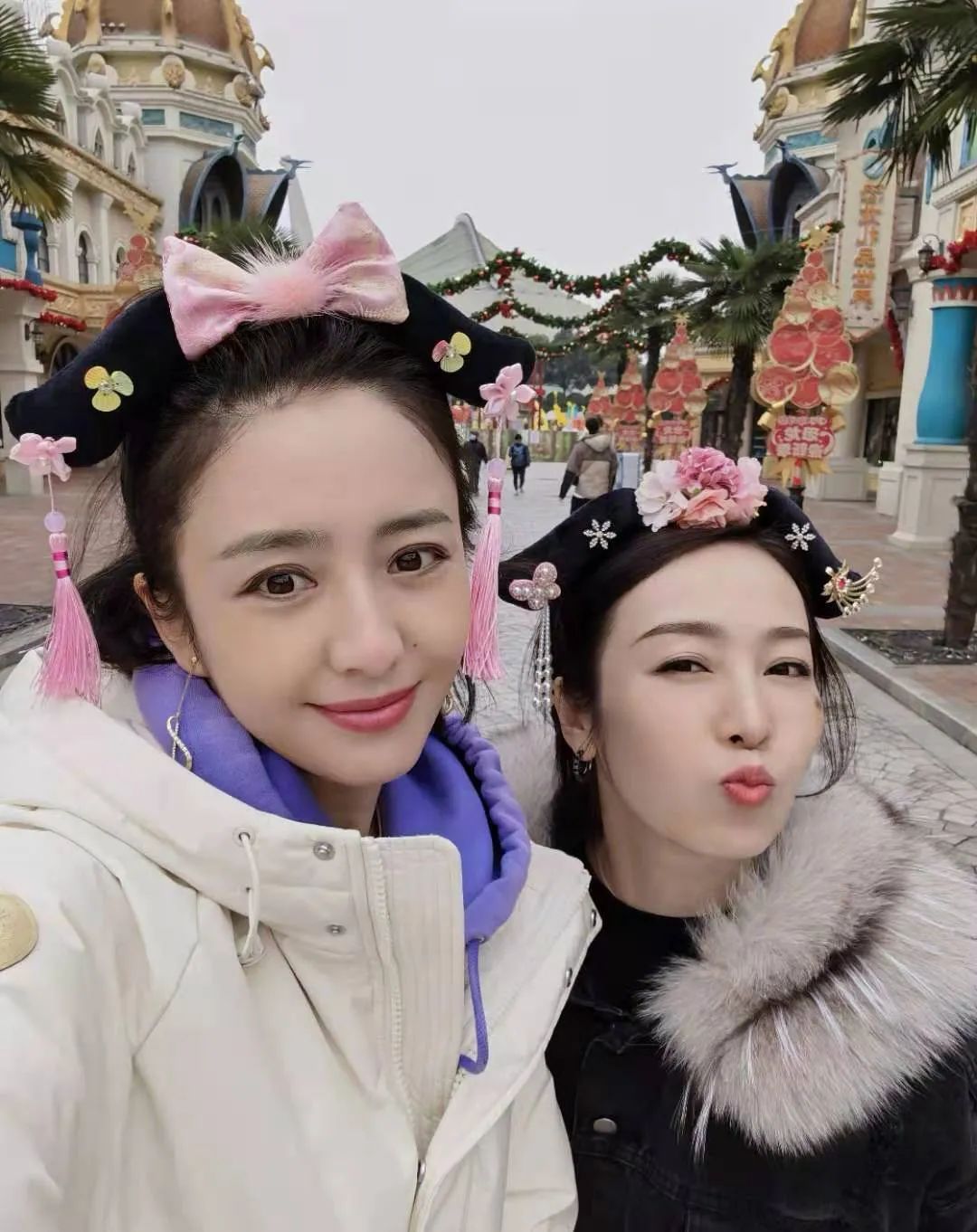 印小天与佟丽娅跳舞配合完美引围观网友丫丫快带小天上春晚