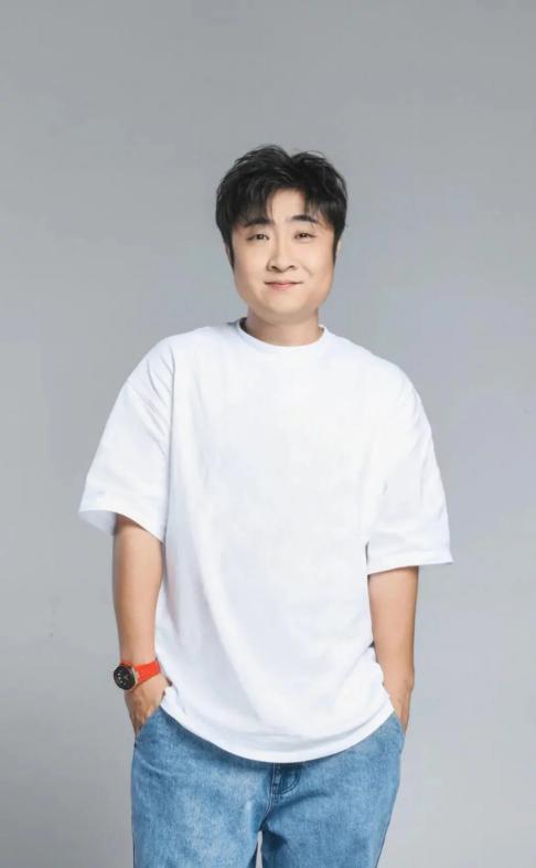 从洗脚大叔到沐浴之王,成功逆袭的乔杉,在家竟是个十足的女儿奴