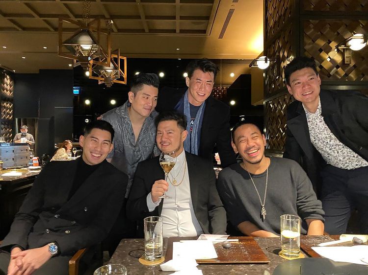 毛加恩新年发文悼念高以翔,和昔日兄弟一起聚会合影怀念他