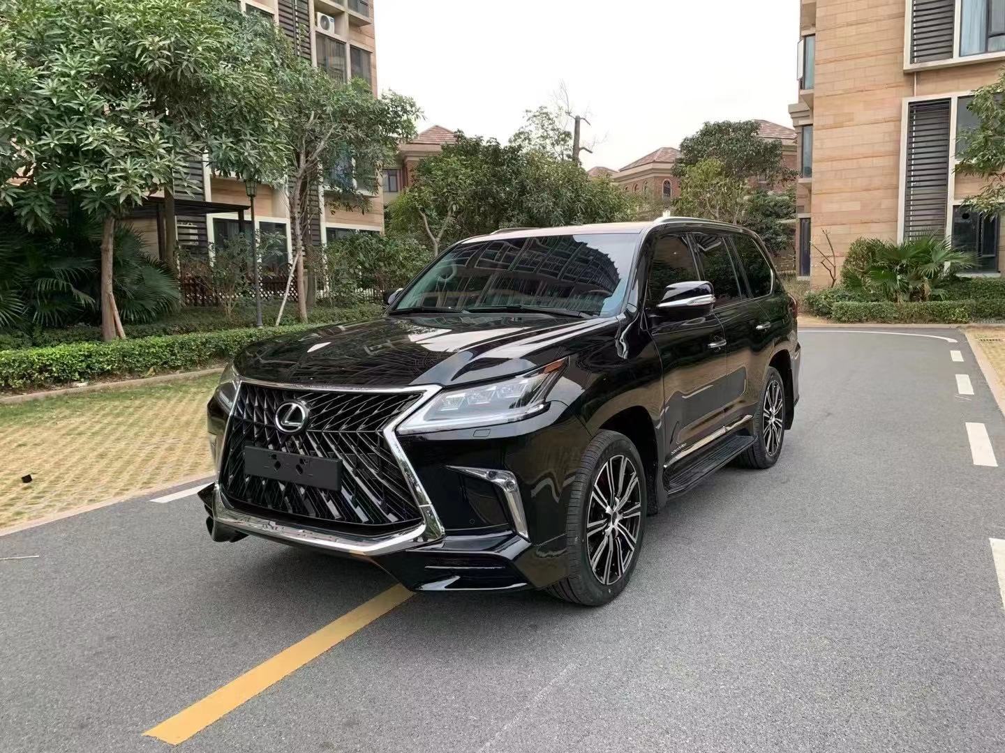 19年雷克萨斯570s售价83万,霸气十足的外观更增侵略性