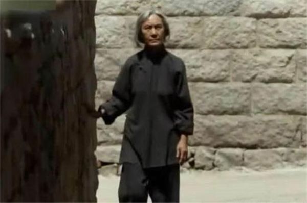 父母爱情:张桂兰不跟江德福离婚,也注定不会有安杰的幸福!