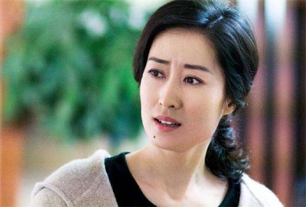 欢乐颂有个关雎尔母亲一样的妈是幸福还是不幸呢